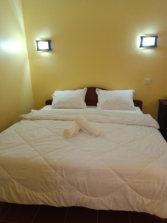 Pina House Hotel Kep Exterior photo